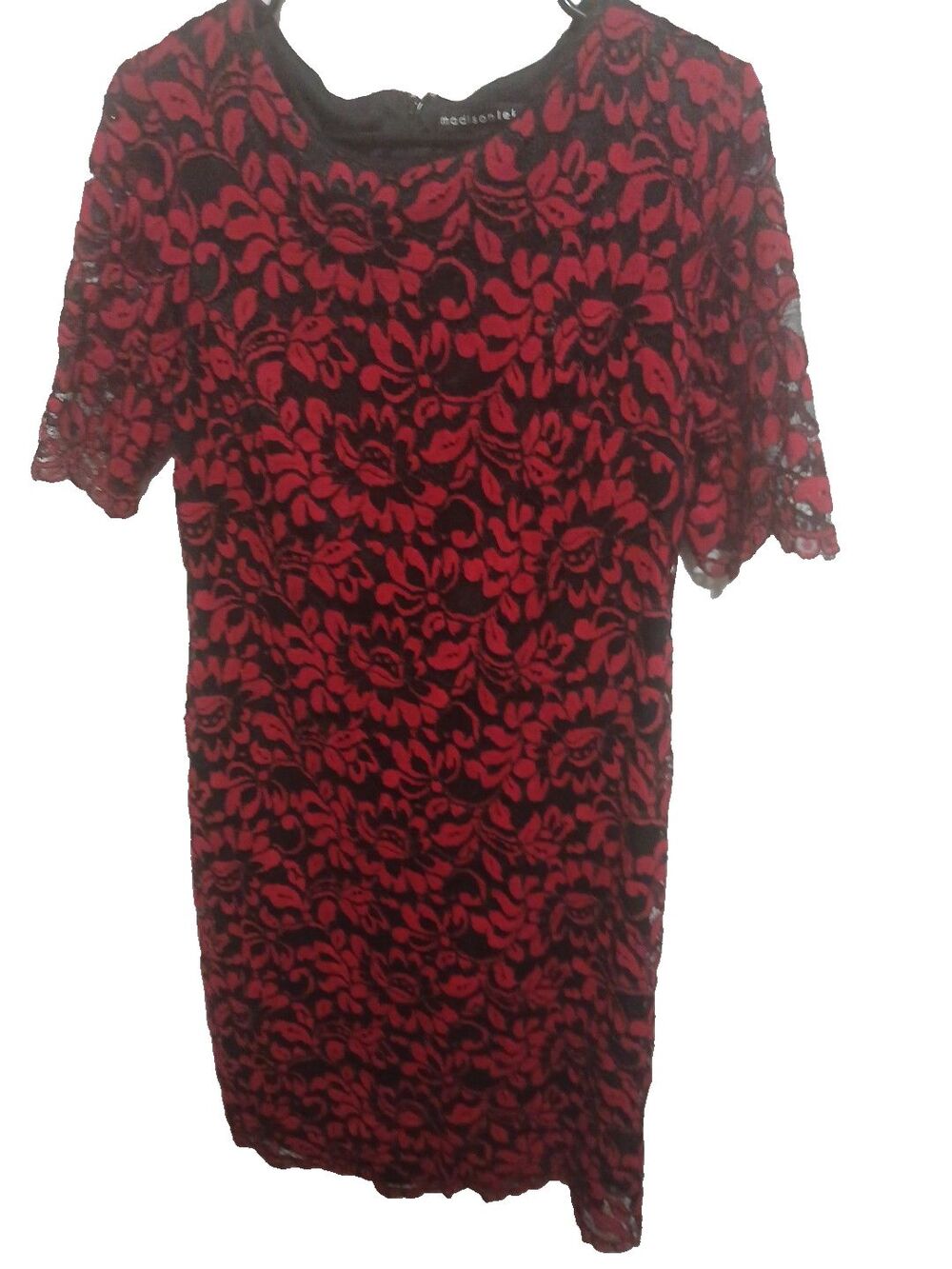 MADISON LEIGH RED & BLACK SHORT SLEEVE LACE KNEE LENGTH SHEATH DRESS - SZ 12